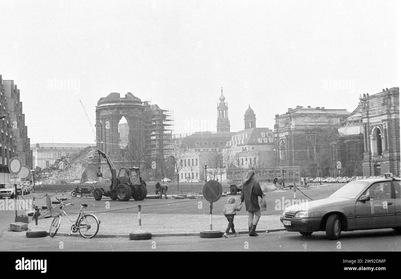 Les décombres de la Frauenkirche de Dresde de de George Baehr, brûlés après le bombardement du 13 février 1945 et se sont effondrés le 15 février 1945. Date Banque D'Images