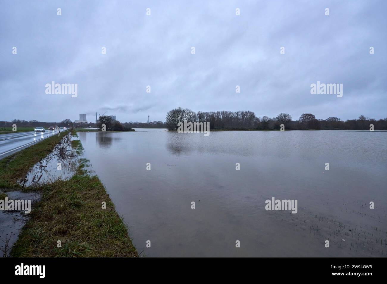 Hochwasser Hochwasser Hochwasser Hochwasser Banque De Photographies Et ...