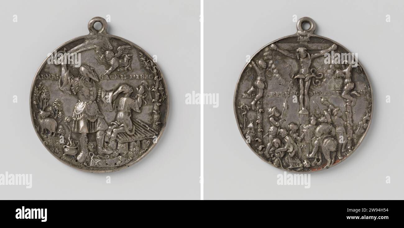 Sacrifice d'Isaac et Crucifixion, Hans Reinhart (Der ältere), médaille d'histoire 1539 Médaille d'argent avec oeil porteur. Devant : Abraham avec l'épée à la main, tient son fils Isaac par la tête, tandis qu'il prie sur l'autel avec des mains fascinées ; au-dessus d'eux, Engel Zwaard s'arrête entre les inscriptions. Bémol : Christ crucifié au milieu de deux autres crucifieds ; au pied du groupe de croix de personnes, y compris Marie, homme à cheval et soldat qui tient la lance à Christ ; entre l'inscription. Leipzig argent (métal) coulée Banque D'Images