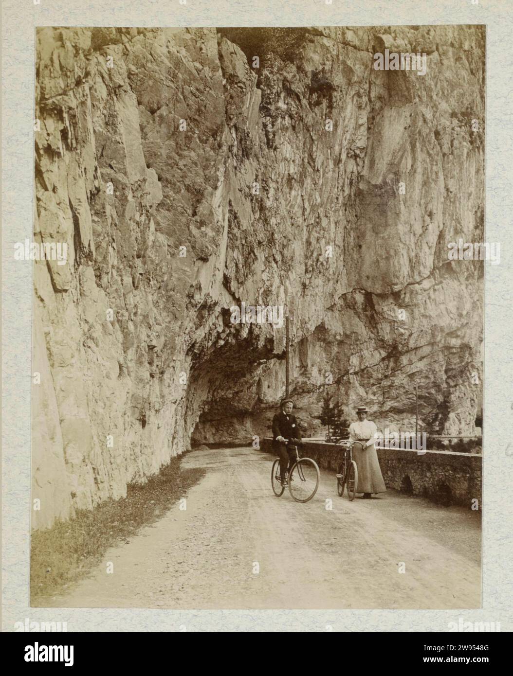 Vacances en Suisse, Andries Augustus Boom, 1899 photographie vacances en Suisse, Axenstrasse. Fait partie de l'album photo de la famille Boom-Gonggrijp au Suriname et Curaçao. Suisse soutien photographique Suisse Banque D'Images