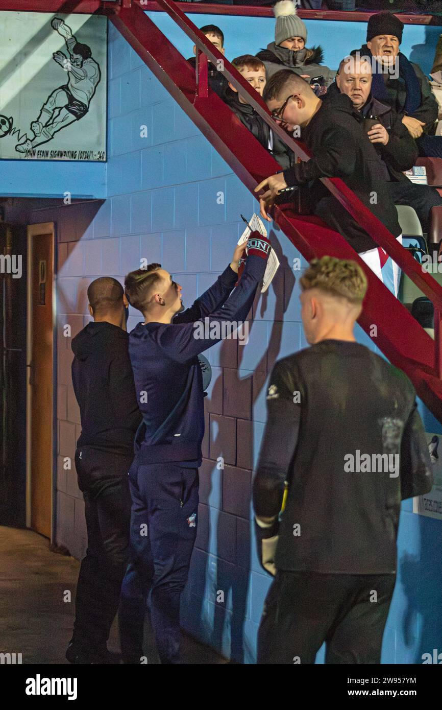 Scunthorpe United vs Solihull Moors FA Trophy, Glanford Park, Scunthorpe, North Lincolnshire, Angleterre 08.12.2023 Banque D'Images