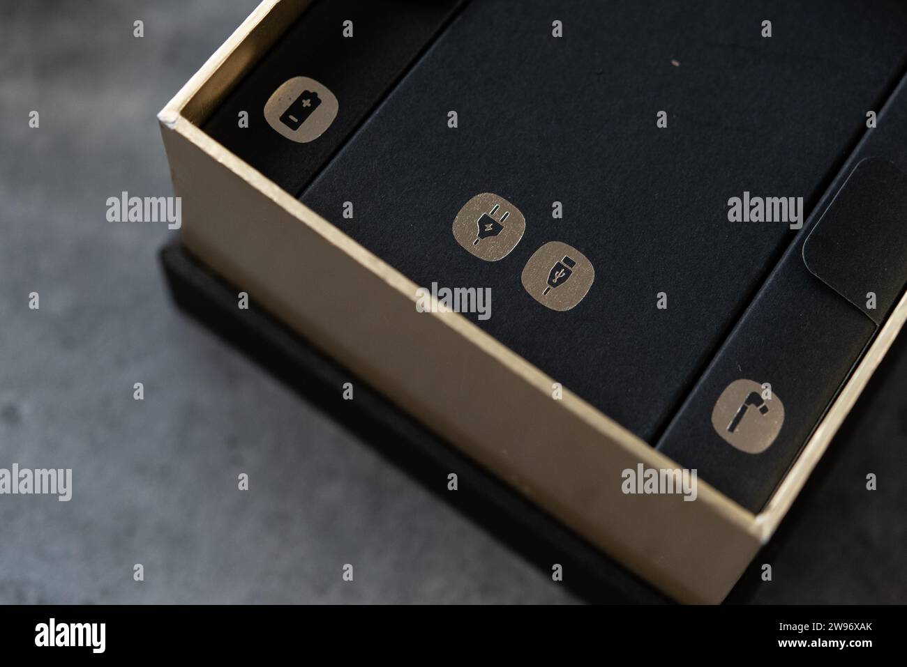 Nokia Oro téléphone mignon Banque D'Images