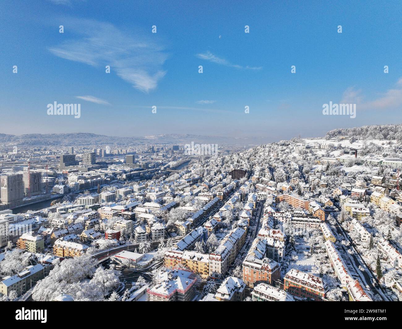 La ville de Zurich après de fortes chutes de neige début décembre 2023
