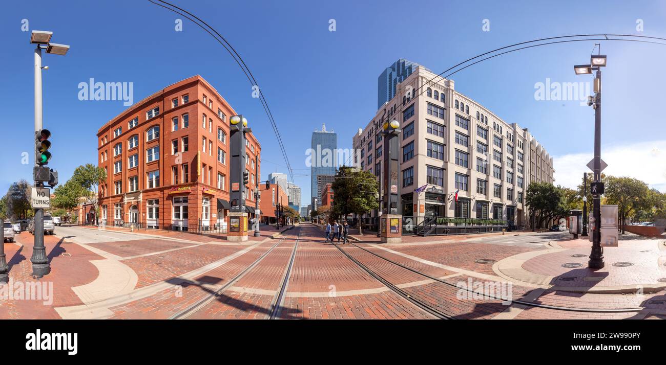 Dallas, États-Unis - 6 novembre 2023 : vue sur les toits de Dallas dans le quartier historique de Westend. Banque D'Images