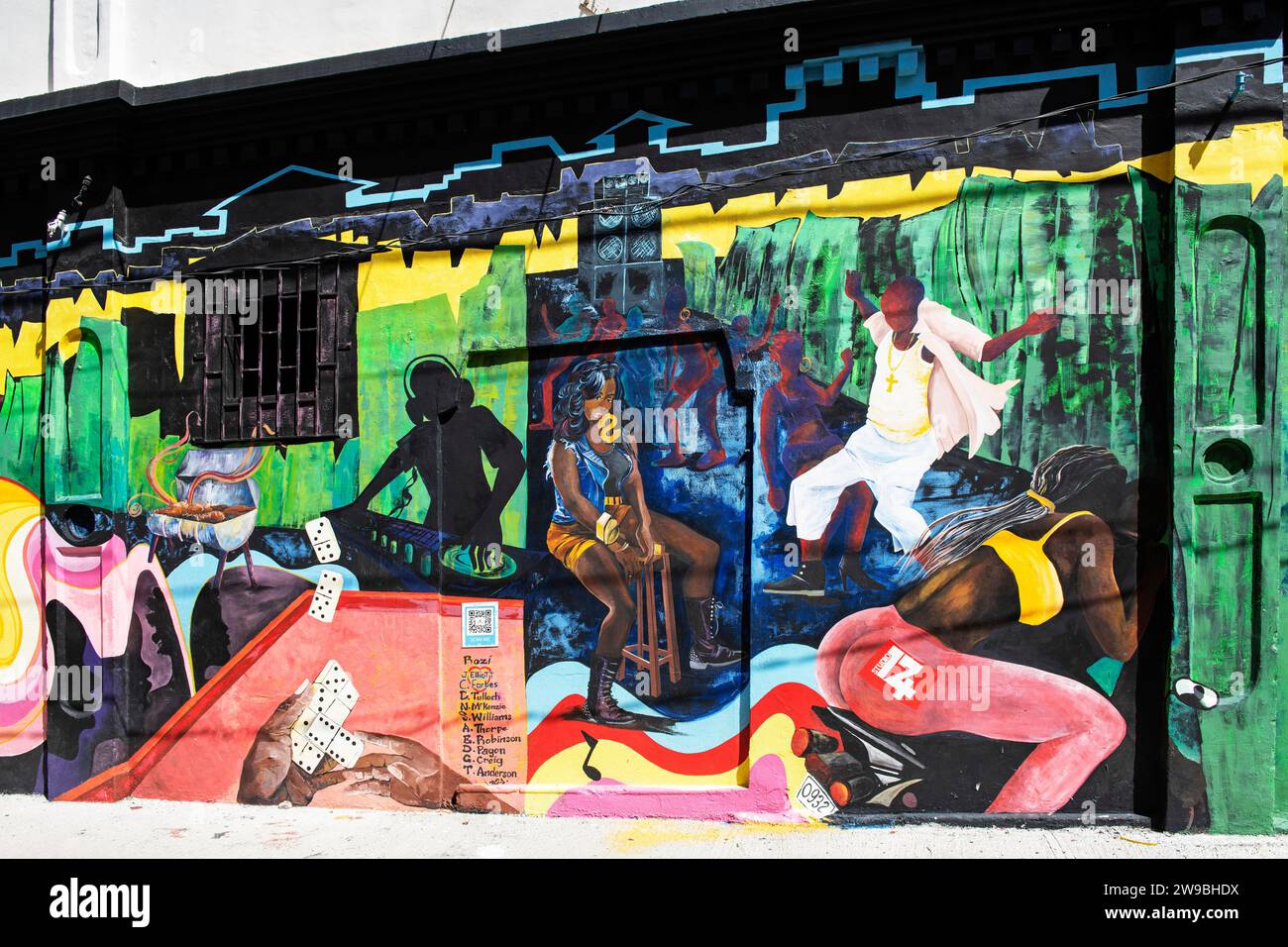 Murale musique et danse, Water Lane, Downtown Arts Project, Kingston, Jamaïque, Amérique centrale Banque D'Images