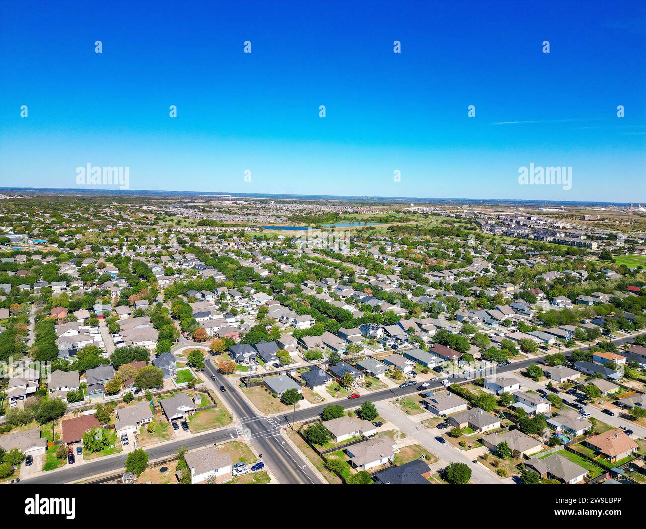 Une vue aérienne de maisons résidentielles situées dans la banlieue d'Austin, Texas Banque D'Images