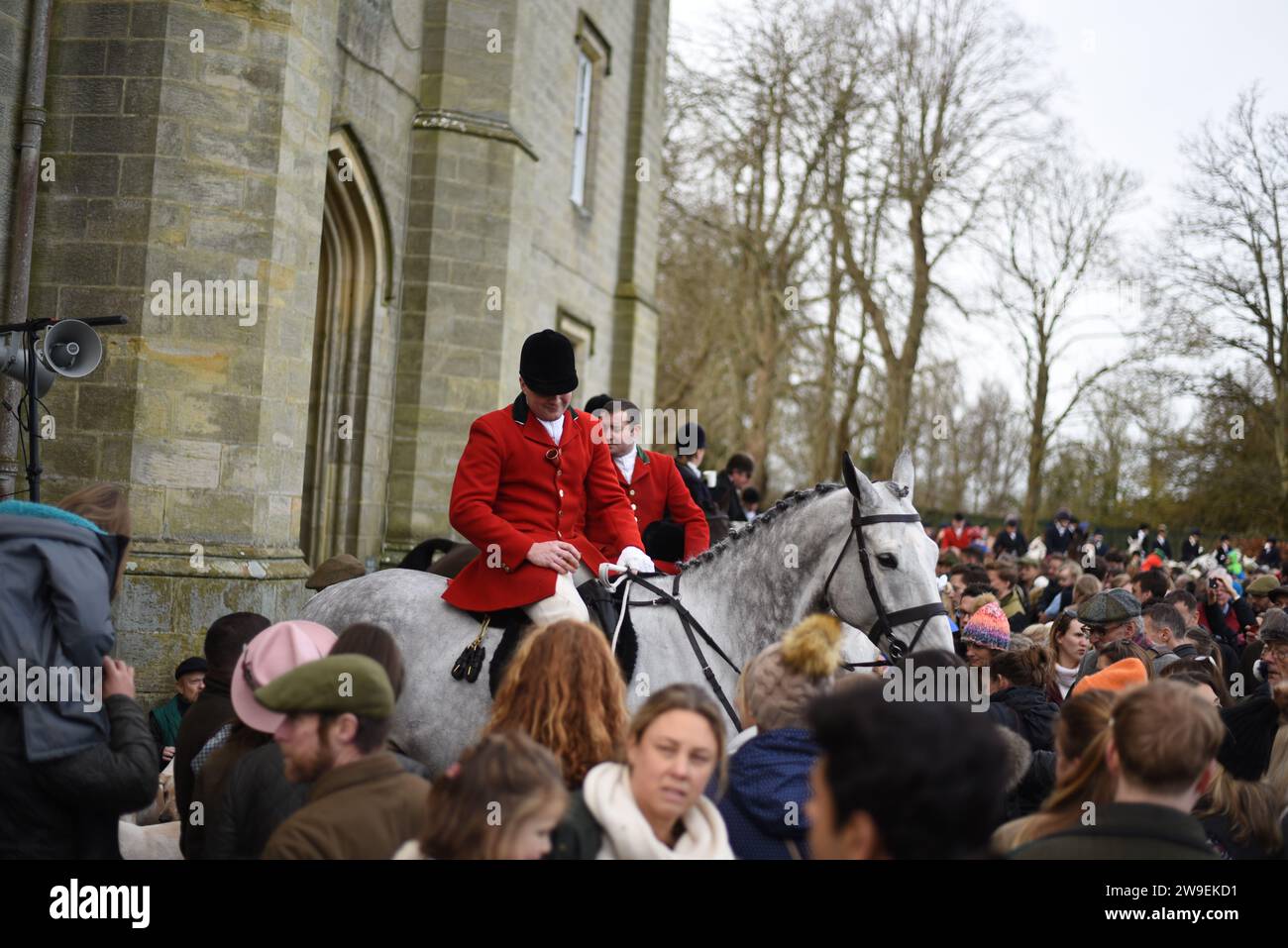 Rencontre de Old Surrey & Burstow et West Kent Hunt au château de Chiddingstone 2023 Banque D'Images