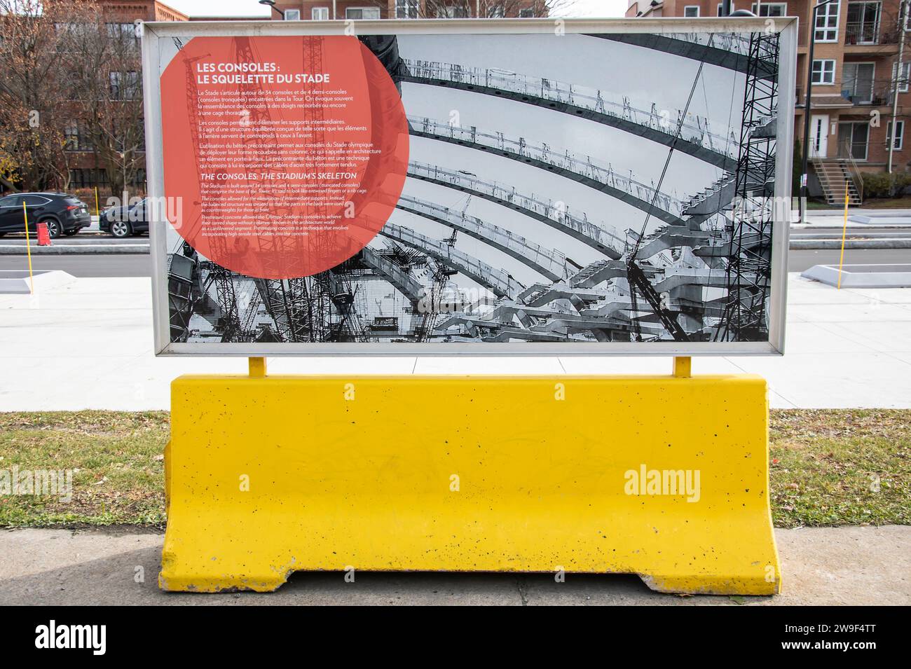 L'enseigne squelette du stade olympique consoles à Montréal, Québec, Canada Banque D'Images