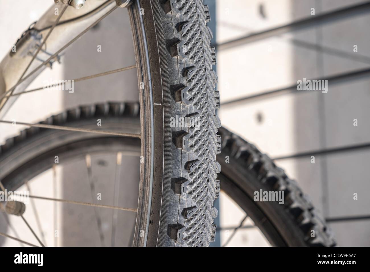 détail des pneus d'une roue de bicyclette Banque D'Images