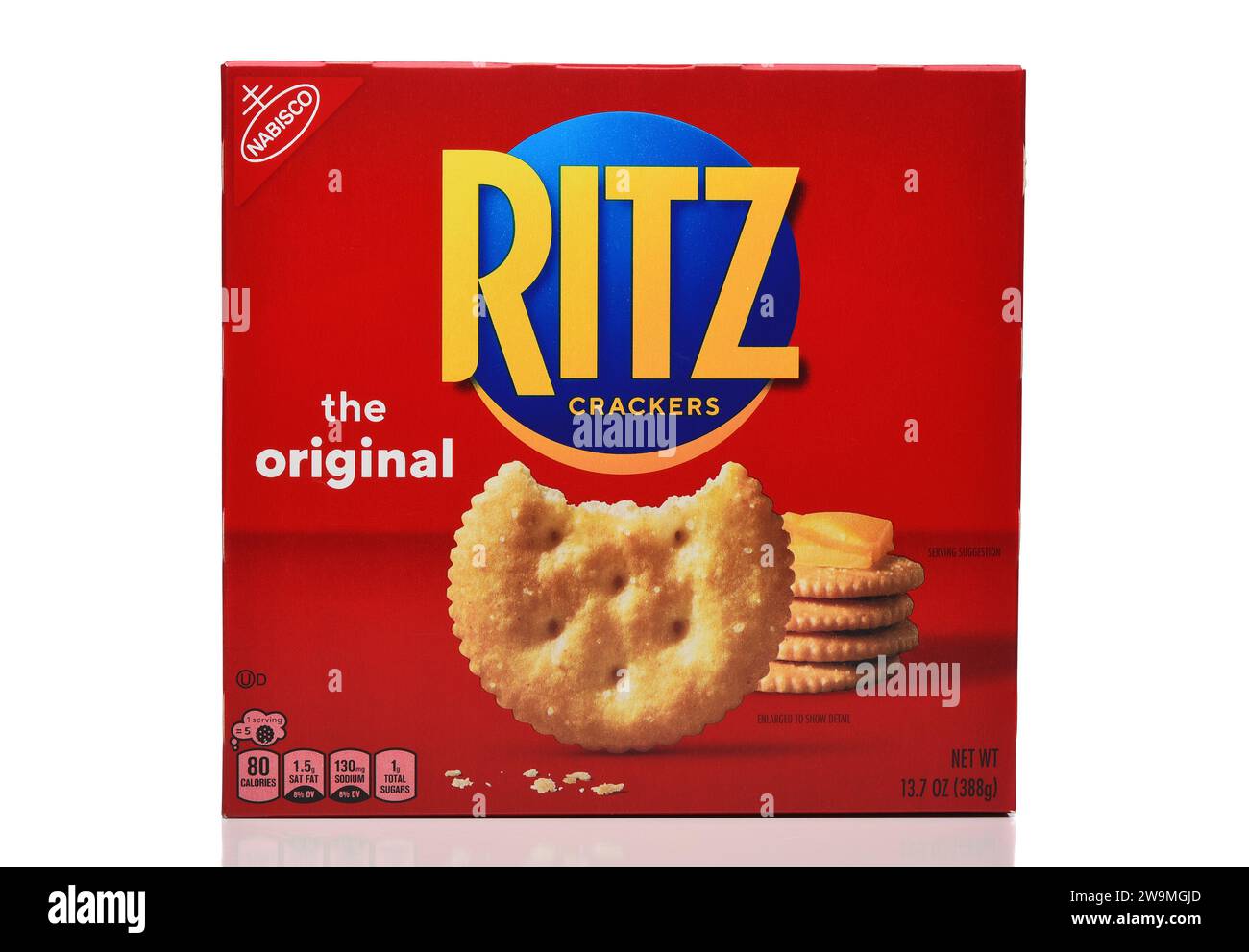 IRVINE, CALIFORNIE - 28 décembre 2023 : une boîte de craquelins Ritz, l'original, de Nabisco. Banque D'Images