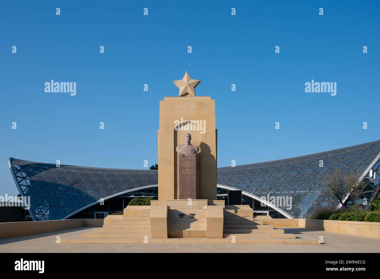 Monument funéraire Hazi Aslanov, Bakou, Azerbaïdjan. Monument au général de l'armée soviétique Banque D'Images