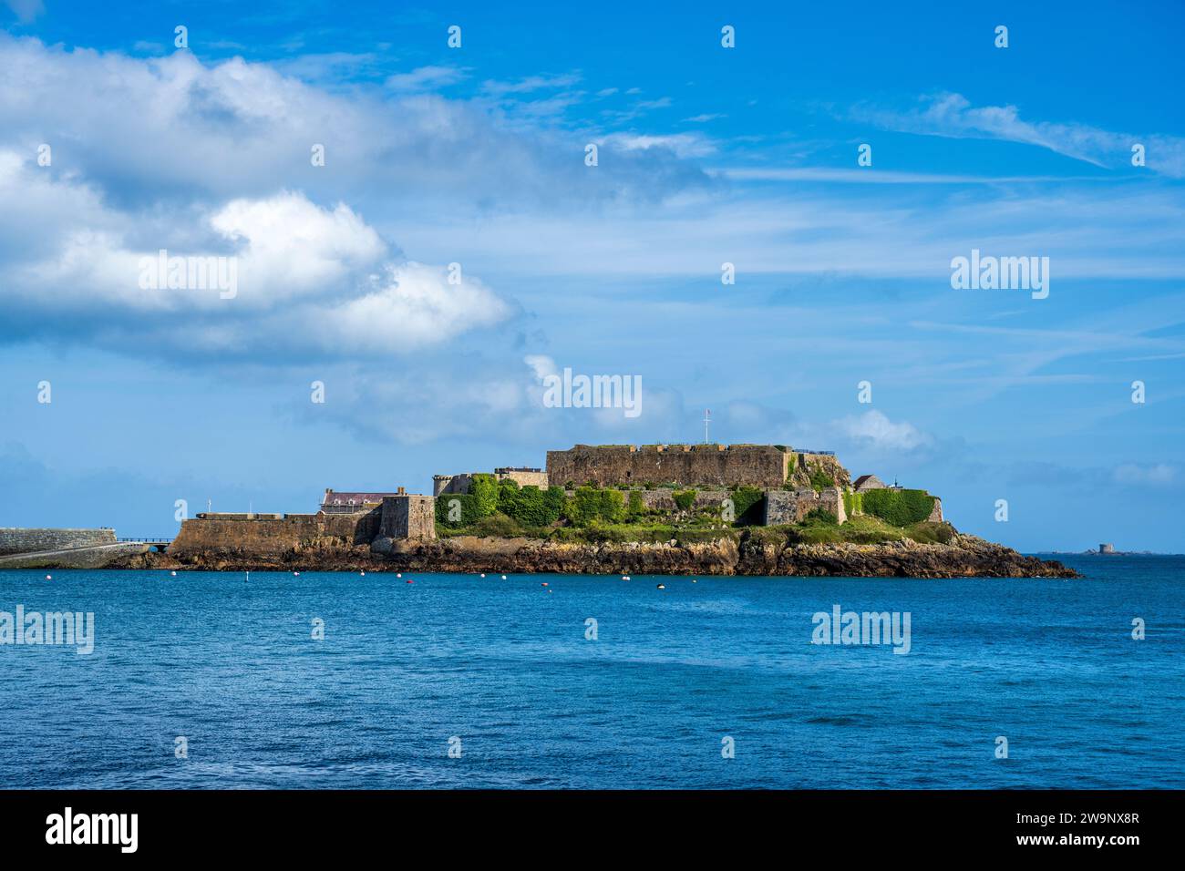 Vue du Château Cornet depuis la Vallette Promenade à St Peter Port, Guernesey, îles Anglo-Normandes Banque D'Images