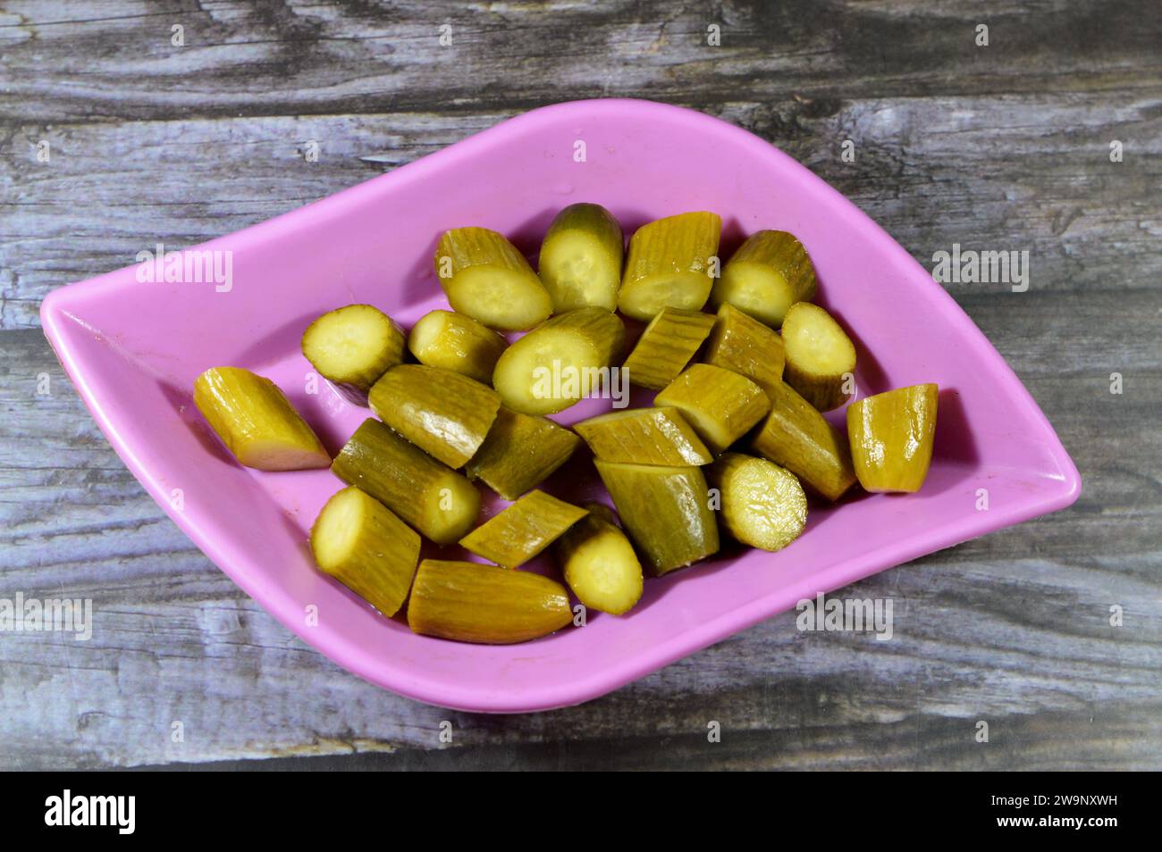 Tranches de mariné, cornichon, cornichon, généralement petit