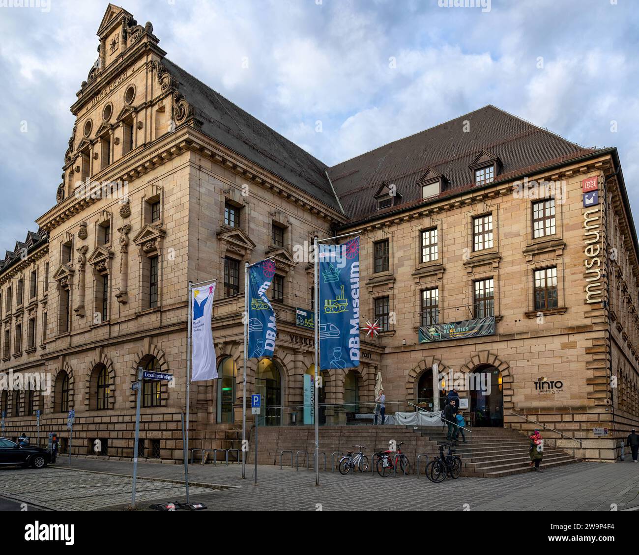 DAS Verkehrsmuseum der Deutschen Bahn à Nürnberg. Auch das Museum für Kommunikation ist im gleichen Gebäude untergebracht. *** Le Musée des Transports de la Deutsche Bahn à Nuremberg le Musée de la communication est également logé dans le même bâtiment 20231229-6V2A6904-bearbeitet Banque D'Images