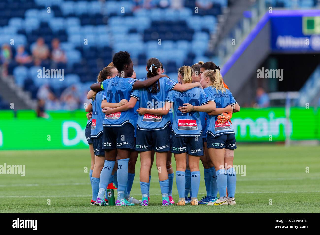 Sydney, Australie. 29 décembre 2023. Les joueuses du Sydney FC se réunissent lors du match RD10 féminin de La A-League entre le Sydney FC et Wellington au stade Allianz le 29 décembre 2023 à Sydney, Australie Credit : IOIO IMAGES/Alamy Live News Banque D'Images