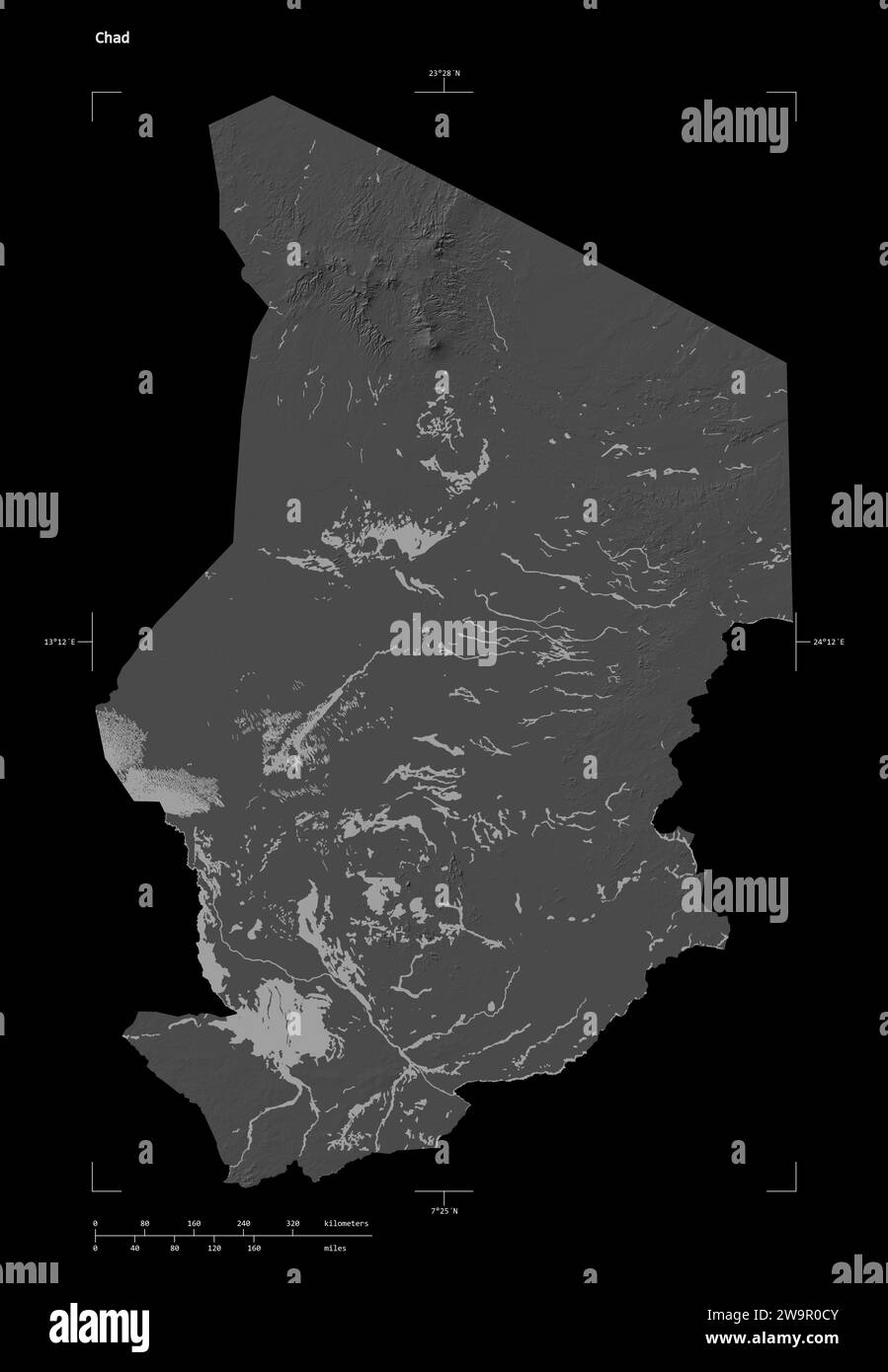 Forme d'une carte d'altitude à deux niveaux avec les lacs et les rivières du Tchad, avec l'échelle de distance et les coordonnées de la frontière de la carte, isolé sur noir Banque D'Images