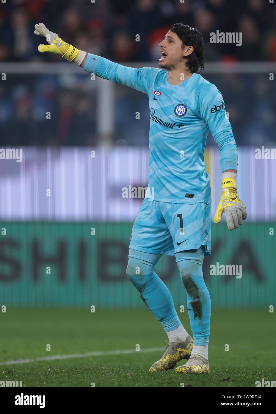 Gênes, Italie. 29 décembre 2023. Yann Sommer du FC Internazionale réagit lors du match de Serie A à Luigi Ferraris, à Gênes. Le crédit photo devrait se lire : Jonathan Moscrop/Sportimage crédit : Sportimage Ltd/Alamy Live News Banque D'Images