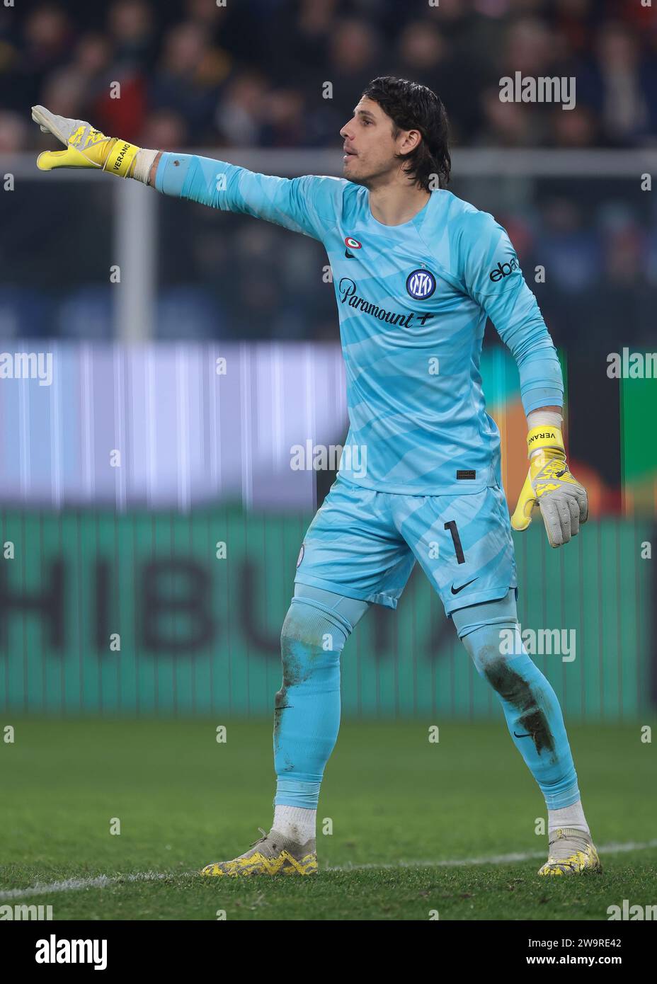 Gênes, Italie. 29 décembre 2023. Yann Sommer du FC Internazionale réagit lors du match de Serie A à Luigi Ferraris, à Gênes. Le crédit photo devrait se lire : Jonathan Moscrop/Sportimage crédit : Sportimage Ltd/Alamy Live News Banque D'Images