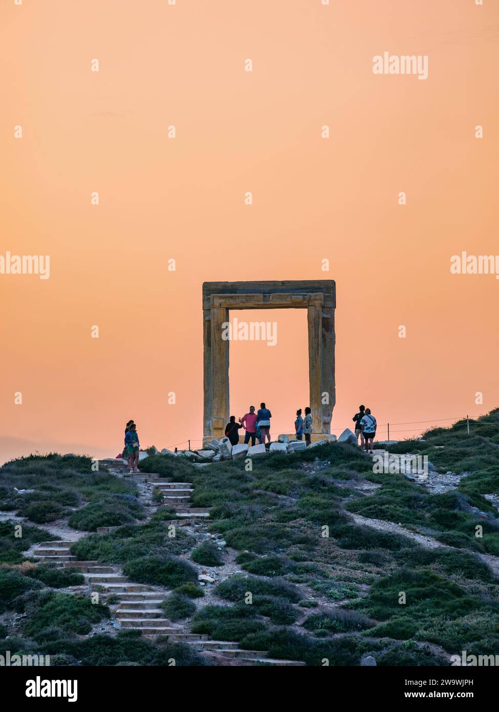 Temple d'Apollon au crépuscule, Chora, ville de Naxos, île de Naxos, Cyclades, Grèce Banque D'Images