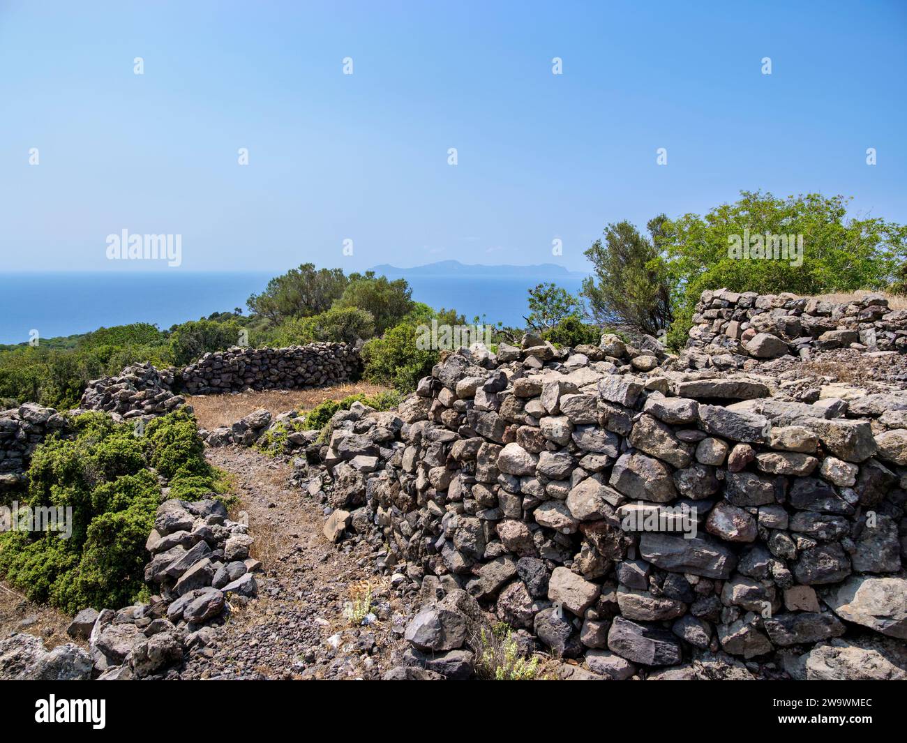 Ruines de l'ancienne colonie, île de Nisyros, Dodécanèse, Grèce Banque D'Images