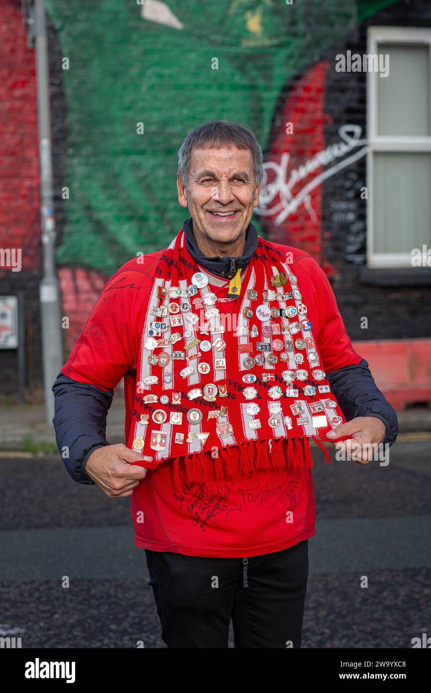 Liverpool FC supporter de Norvège avec écharpe . Banque D'Images