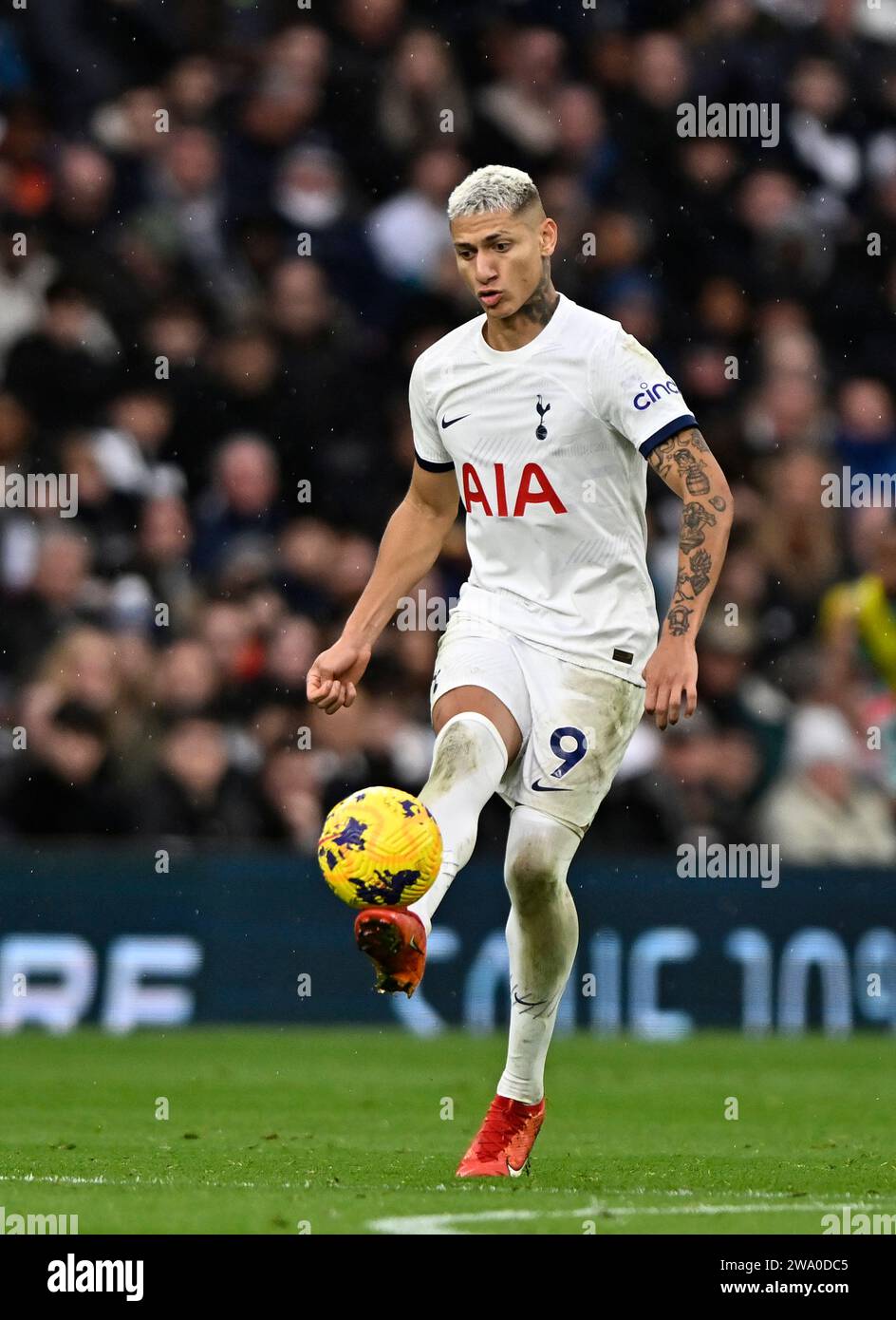 Londres, Royaume-Uni. 31 décembre 2023. Richarlison (Tottenham) lors du Tottenham V AFC Bournemouth Premier League Match au Tottenham Hotspur Stadium. Cette image est réservée À UN USAGE ÉDITORIAL. Licence requise de The football DataCo pour toute autre utilisation. Crédit : MARTIN DALTON/Alamy Live News Banque D'Images