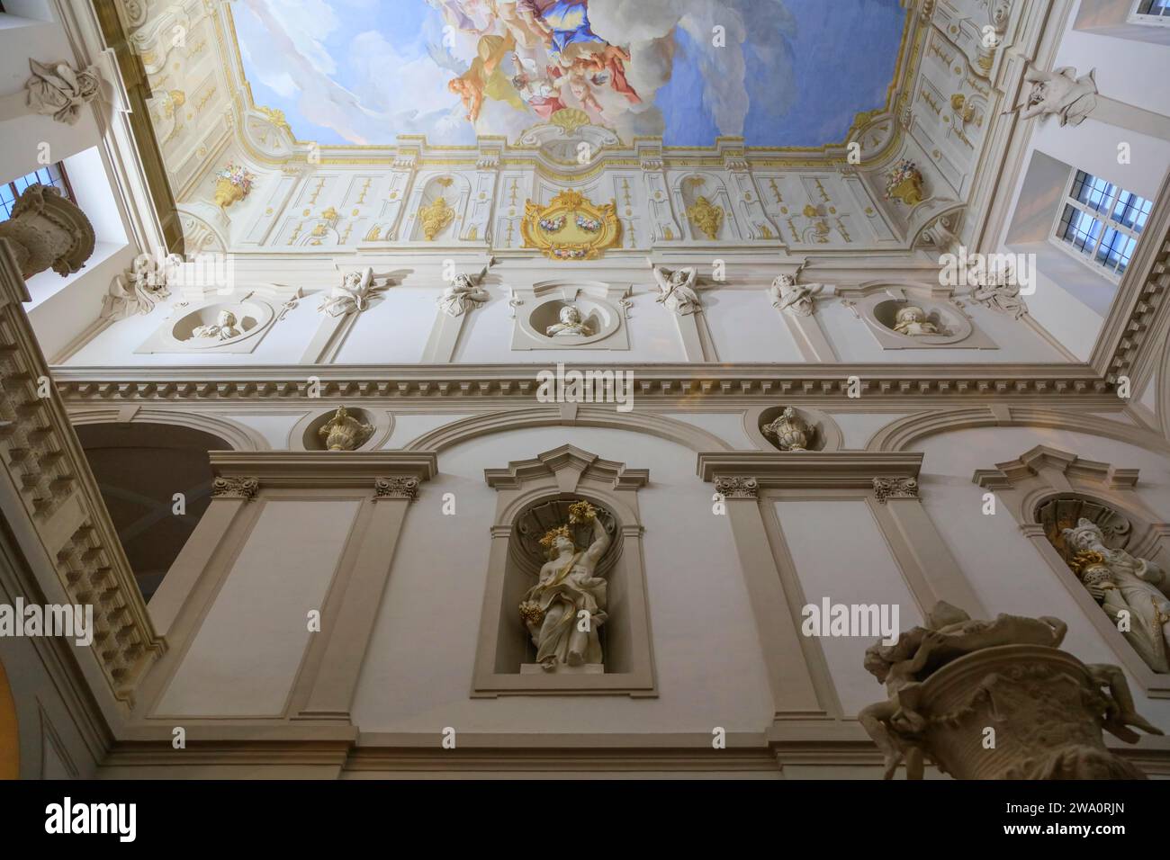 Kaiserstiège, le plus grand escalier baroque d'Autriche, apothéose de l'empereur Charles VI par Paul Troger, Abbaye de Göttweig bénédictine mon Banque D'Images