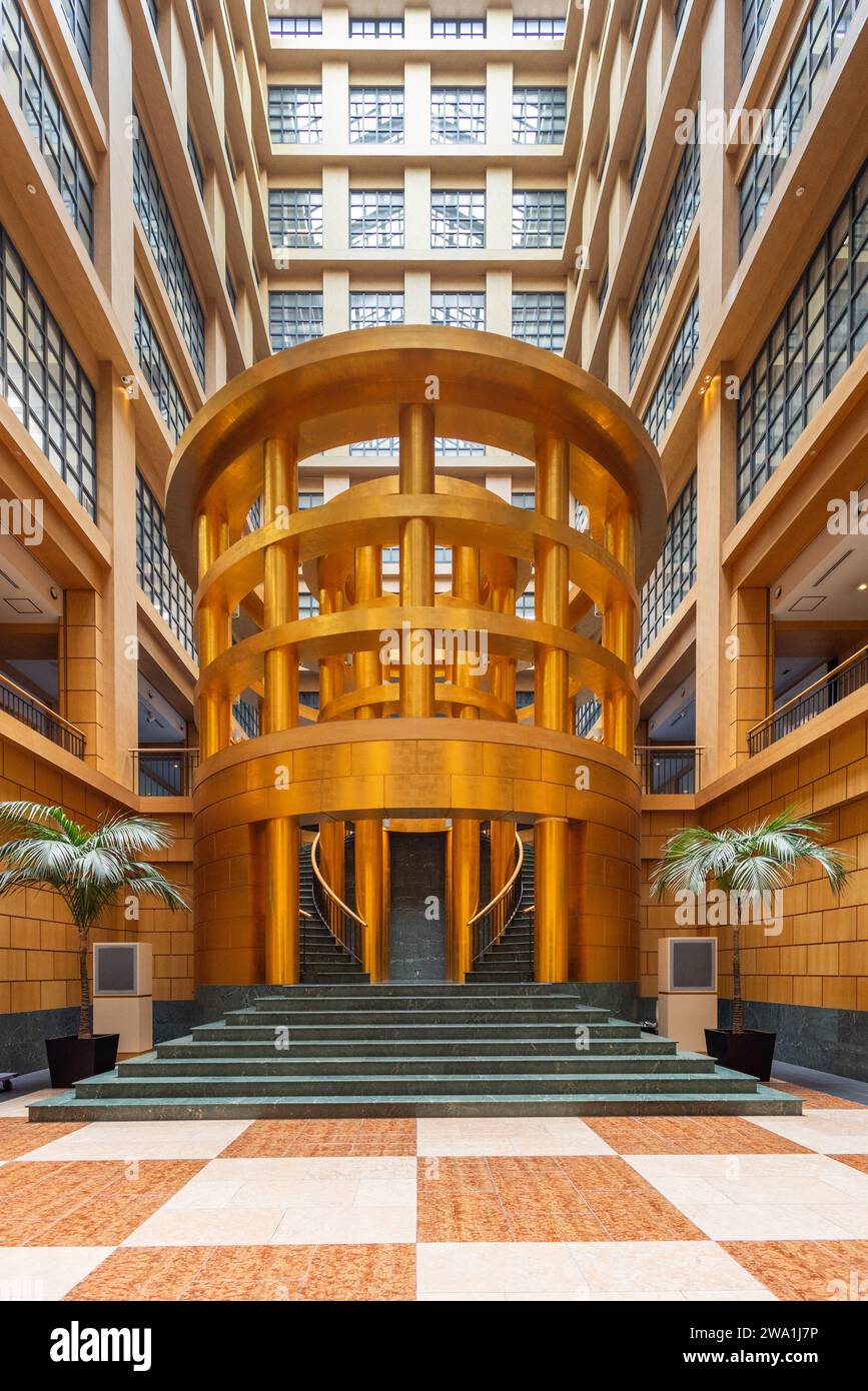 Hyatt Regency Fukuoka Hotel maintenant The Basics Fukuoka Hotel, conçu par Michael graves dans le style postmoderne postmodernisme architecture modernisme Banque D'Images