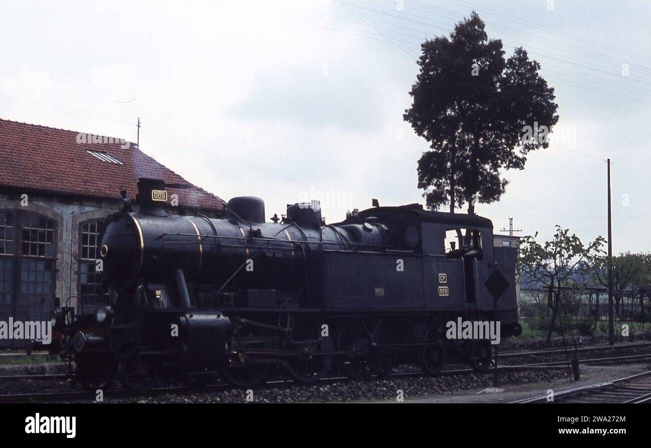 Voyage de 12 jours en France, en Espagne et au Portugal photographiant des machines à vapeur. Avril 1971 Banque D'Images