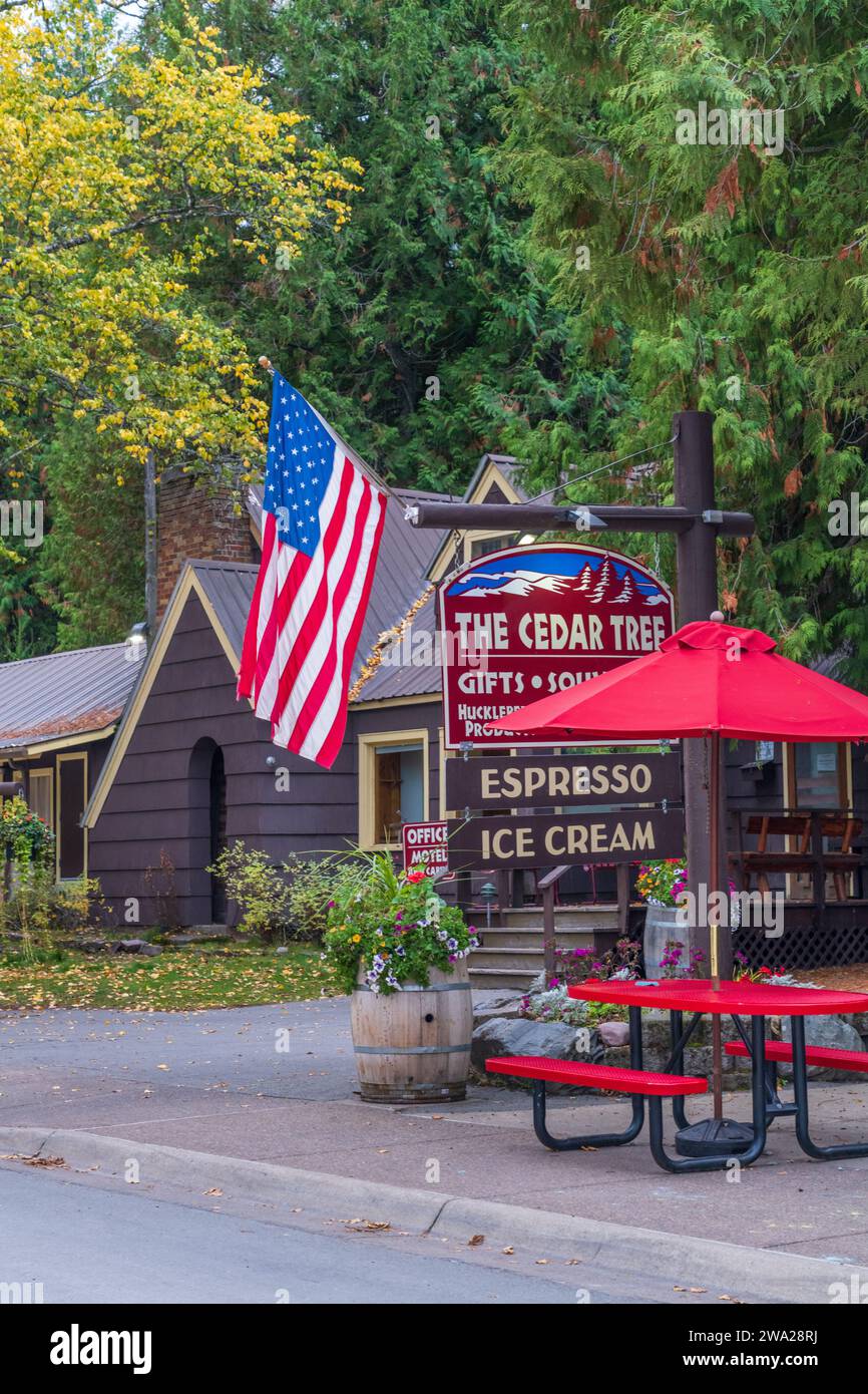Un magasin du village Apgar dans Glacier National Park, Montana, États-Unis. Banque D'Images