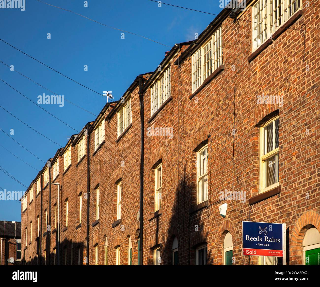Royaume-Uni, Angleterre, Cheshire, Macclesfield, Paradise Street, maisons de tisserands restaurées avec garrets au 3e étage Banque D'Images