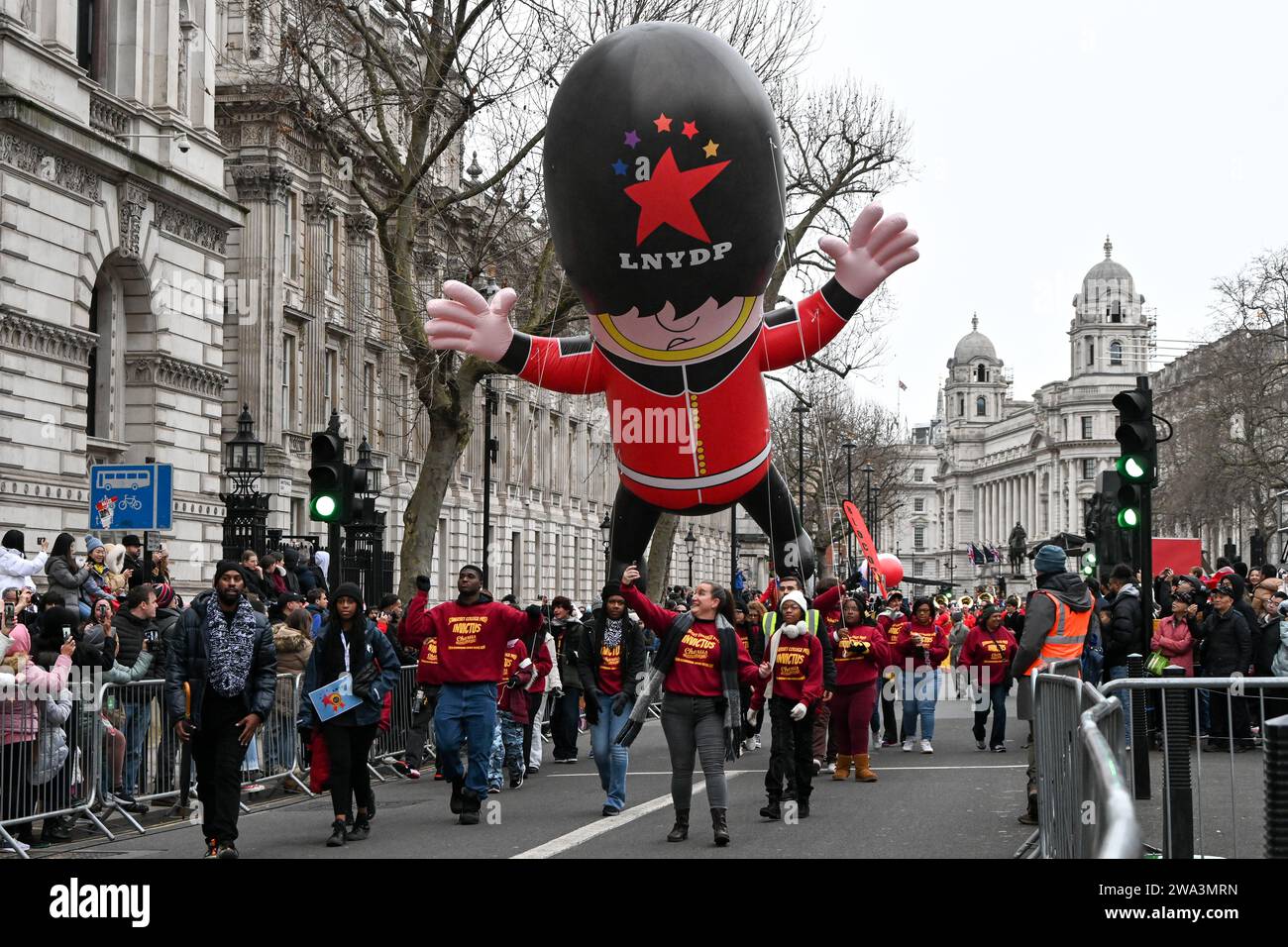 Londres, Royaume-Uni. 1 janvier 2024. Défilé annuel du nouvel an à Londres avec des centaines de flotteurs dans le centre de londres, Royaume-Uni. Crédit : Voir Li/Picture Capital/Alamy Live News Banque D'Images