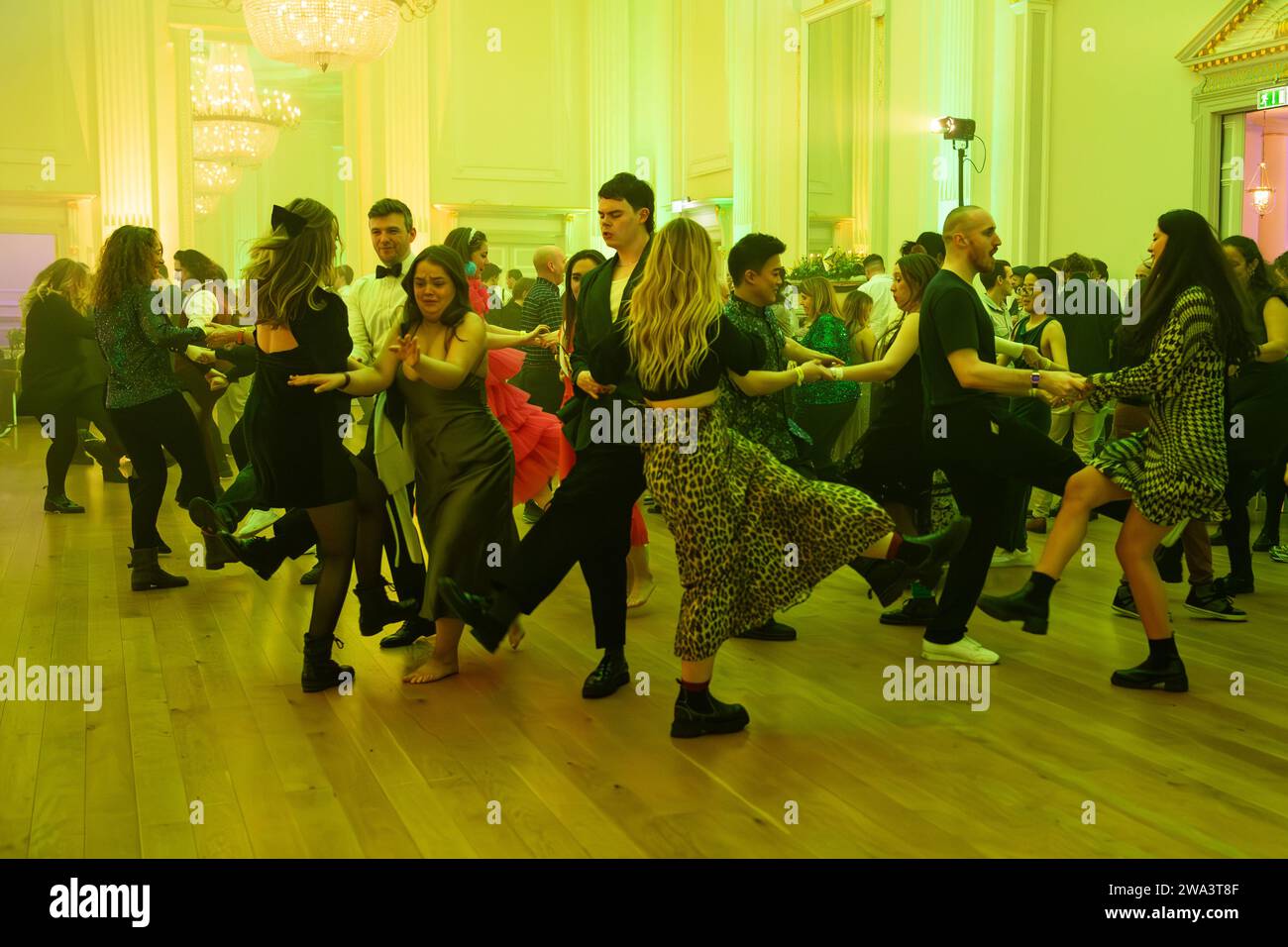 Les Revels du nouvel an, la première et originale fête intérieure