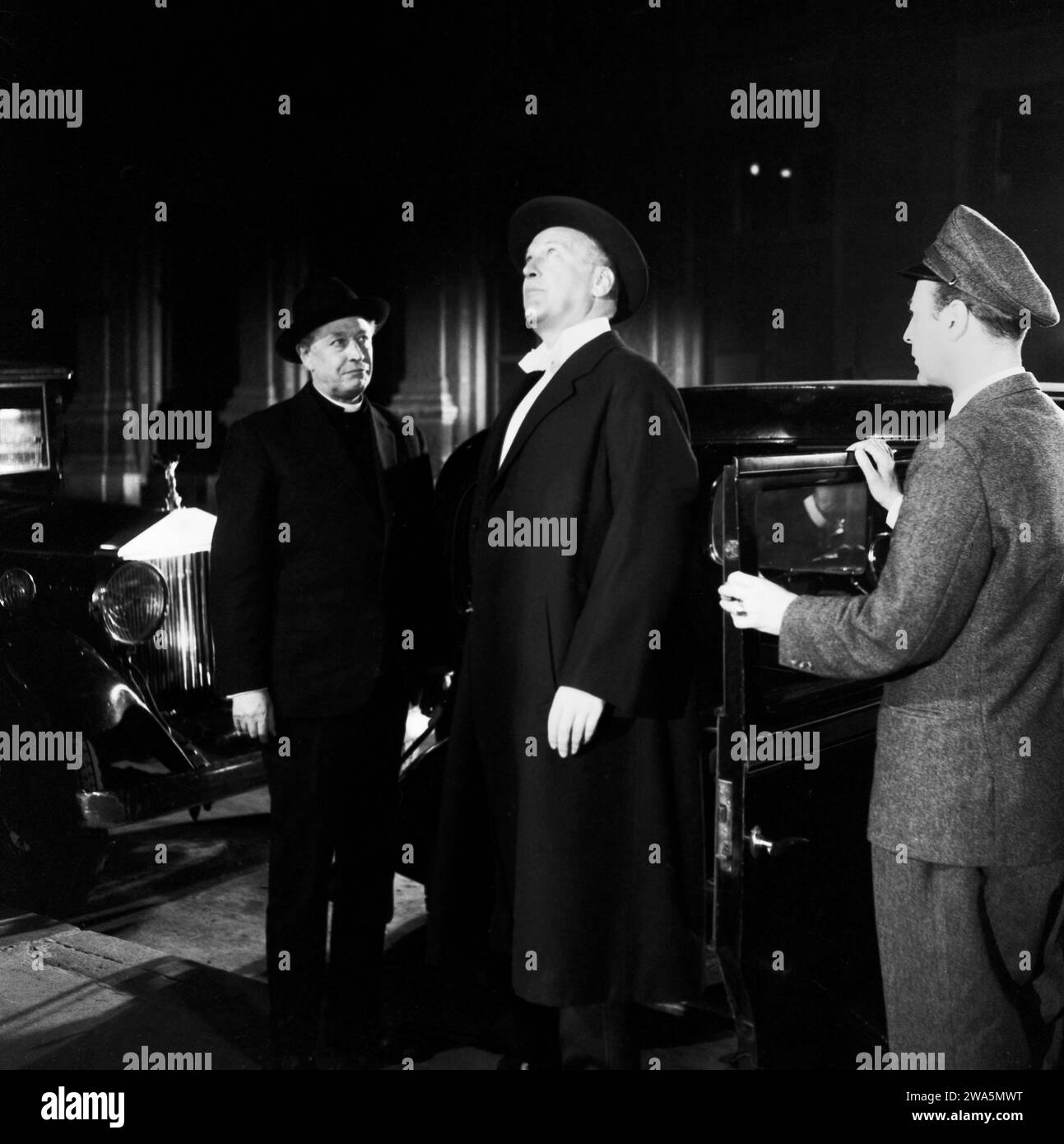 Schachnovelle, alias Brainwashed, Spielfilm nach dem gleichnamigen Roman von Stefan Zweig, Deutschland 1960, Regie : Gerd Oswald, Darsteller : Hans Söhnker, Curd Jürgens, chauffeur Banque D'Images