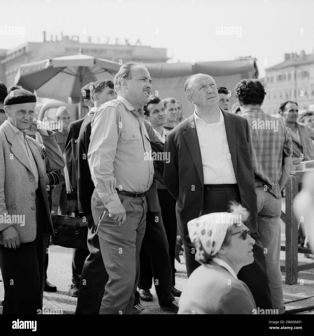 Schachnovelle, alias Brainwashed, Spielfilm nach dem gleichnamigen Roman von Stefan Zweig, Deutschland 1960, Regie : Gerd Oswald, Filmcrew im Hafen Banque D'Images