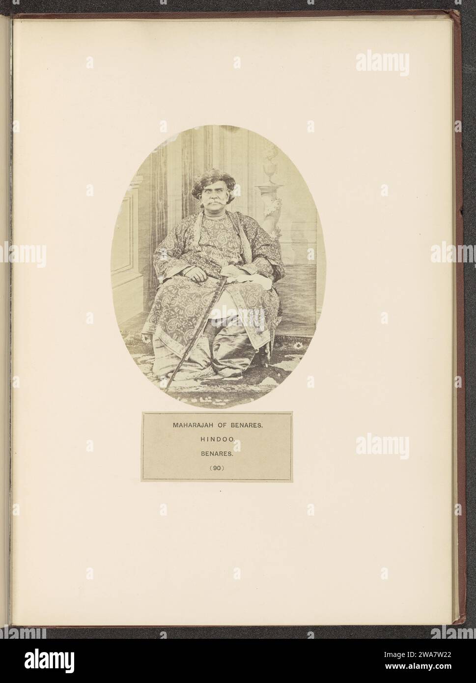Portrait du Maharaja de Benares, c. 1858 - en 1868 ou avant la photographie Varanasi est également connu sous le nom de Benares. Varanasi support photographique albumen print races humaines ; peuples ; nationalités. souverain, souverain Banque D'Images