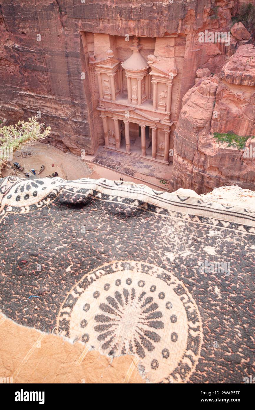 Le tombeau nabatéen du 'Trésor' (Al Khazneh) à Petra, Jordanie. Banque D'Images