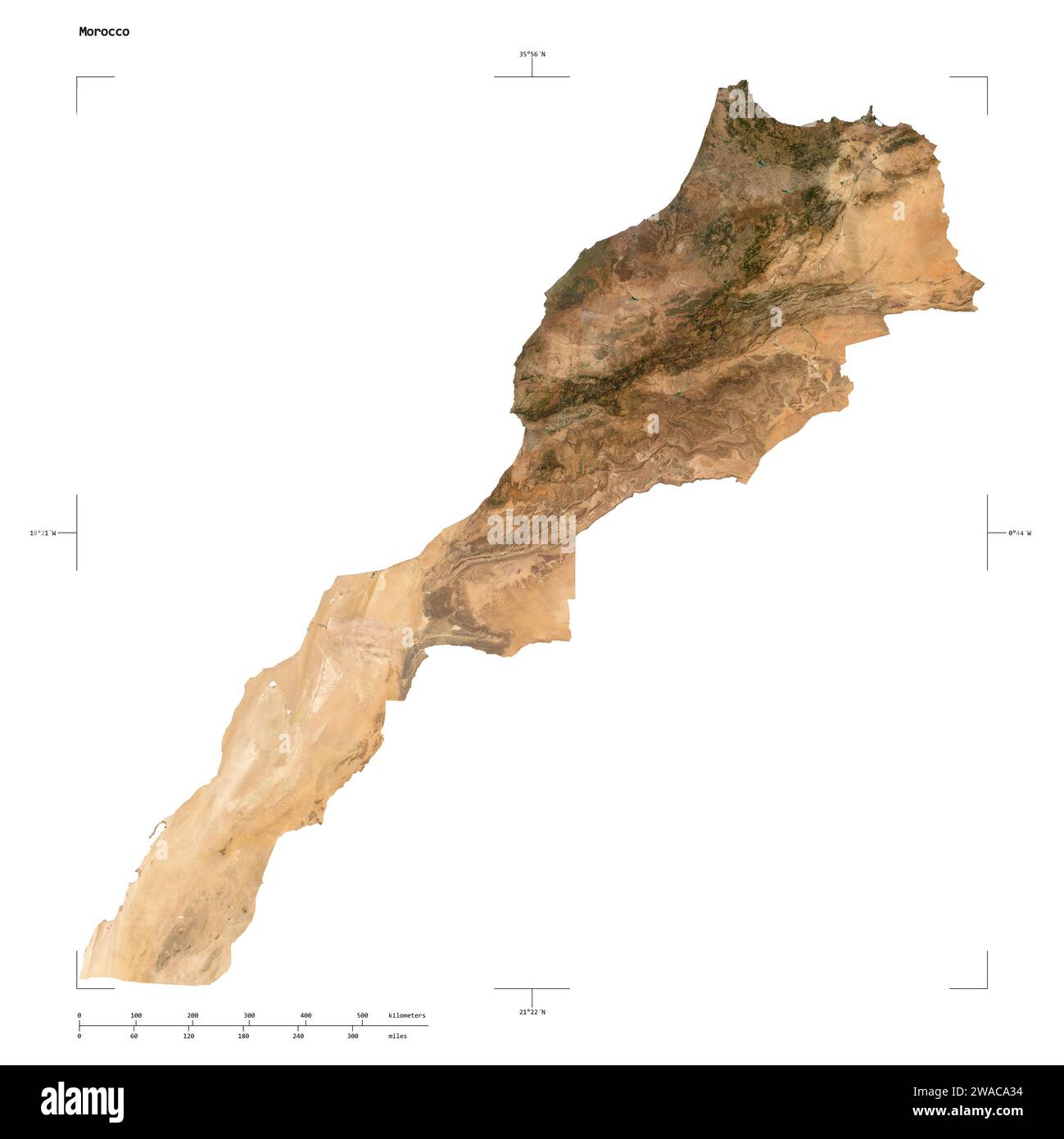 Forme d'une carte satellite à basse résolution du Maroc, avec échelle de distance et coordonnées de la frontière de la carte, isolé sur blanc Banque D'Images