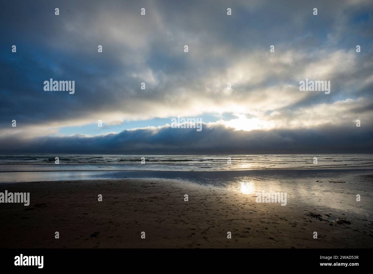 USA, Oregon, Cannon Beach au coucher du soleil Banque D'Images