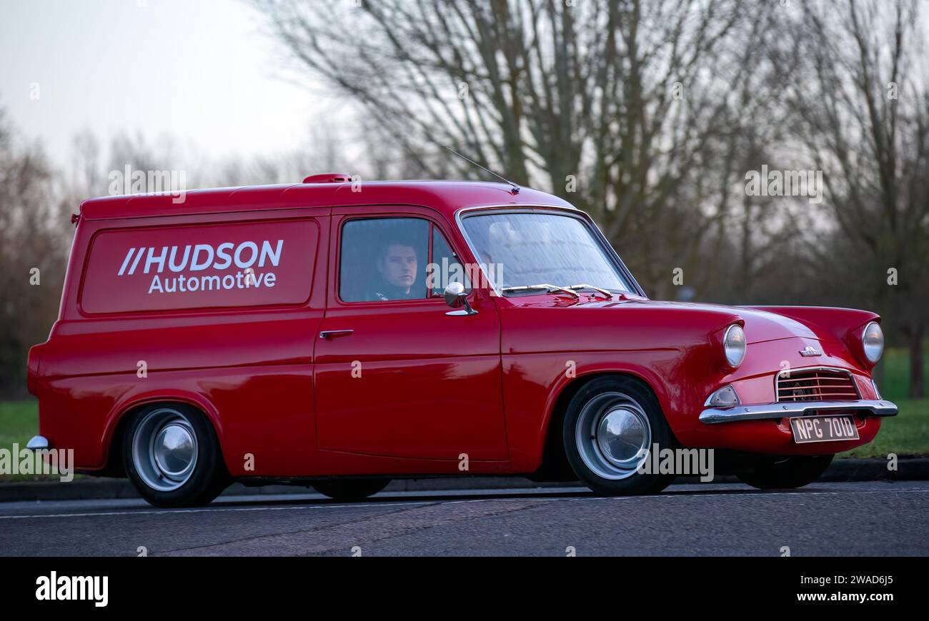 Stony Stratford, RoyaumeUni 1 janvier 2024. Ford rouge