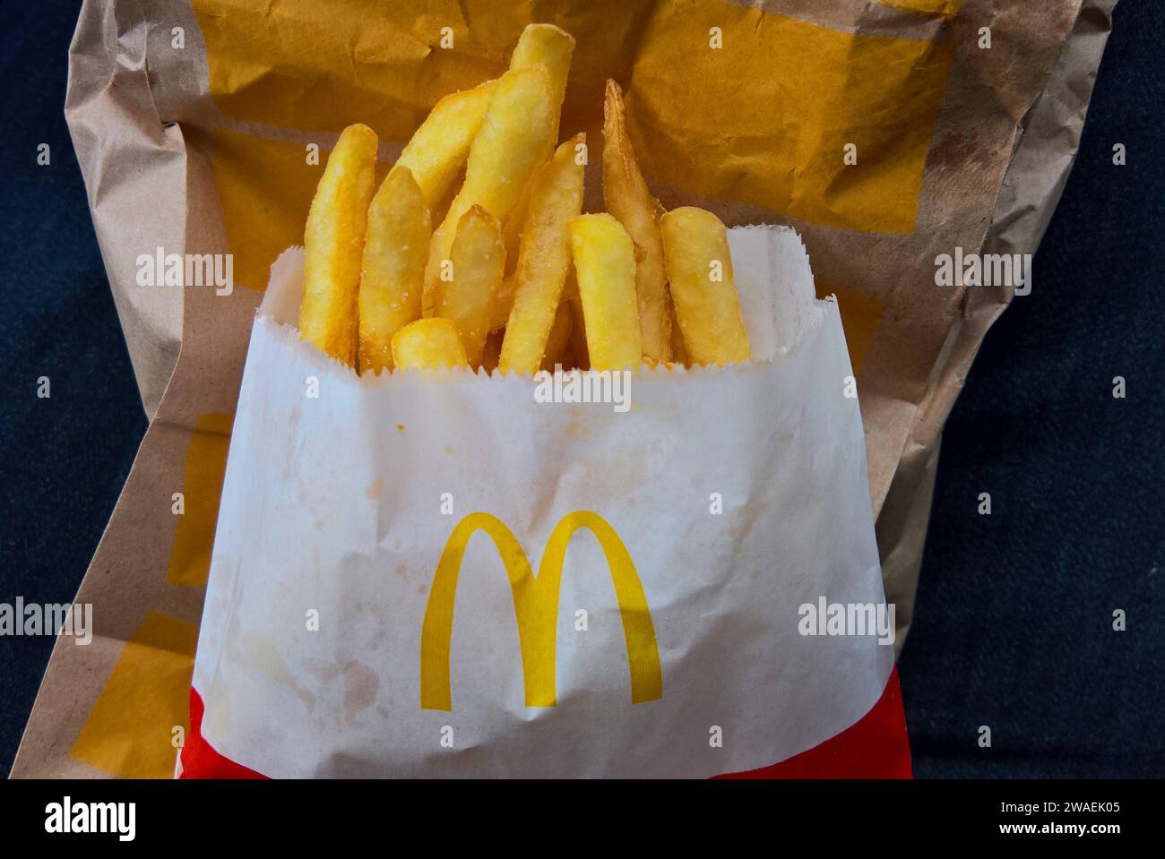 Kleine Pommes Mc Donalds Preis Die McDonalds Corporation ist ein US-amerikanischer Betreiber und