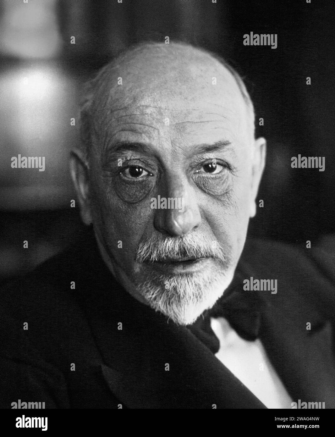 Luigi Pirandello. Portrait du dramaturge, romancier et poète italien Luigi Pirandello (1867-1936) en 1932 Banque D'Images