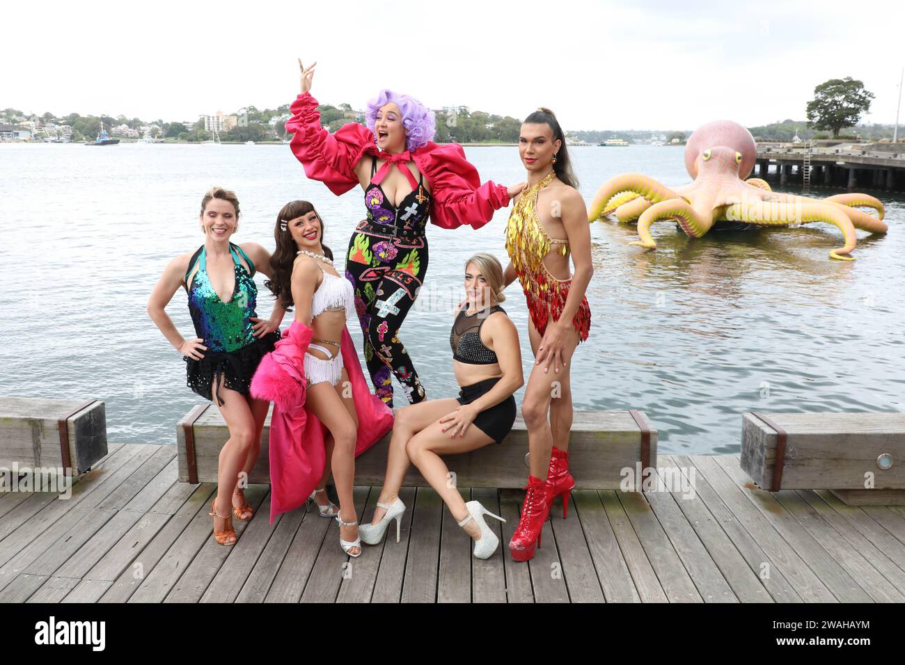 Sydney, Australie. 5 janvier 2024. Le Sydney Festival ouvre aujourd'hui avec une célébration de l'art dans toute la ville jusqu'au 28 janvier. Sur la photo : Smashed : le casting du spectacle de cabaret de la nuit. Crédit : Richard Milnes/Alamy Live News Banque D'Images