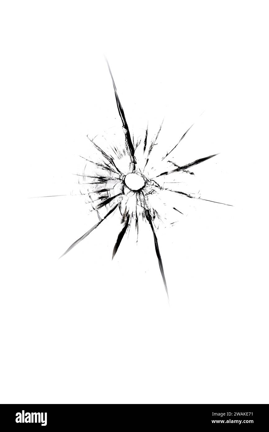 Texture des fissures d'un coup, verre cassé avec un trou sur un fond blanc. Banque D'Images