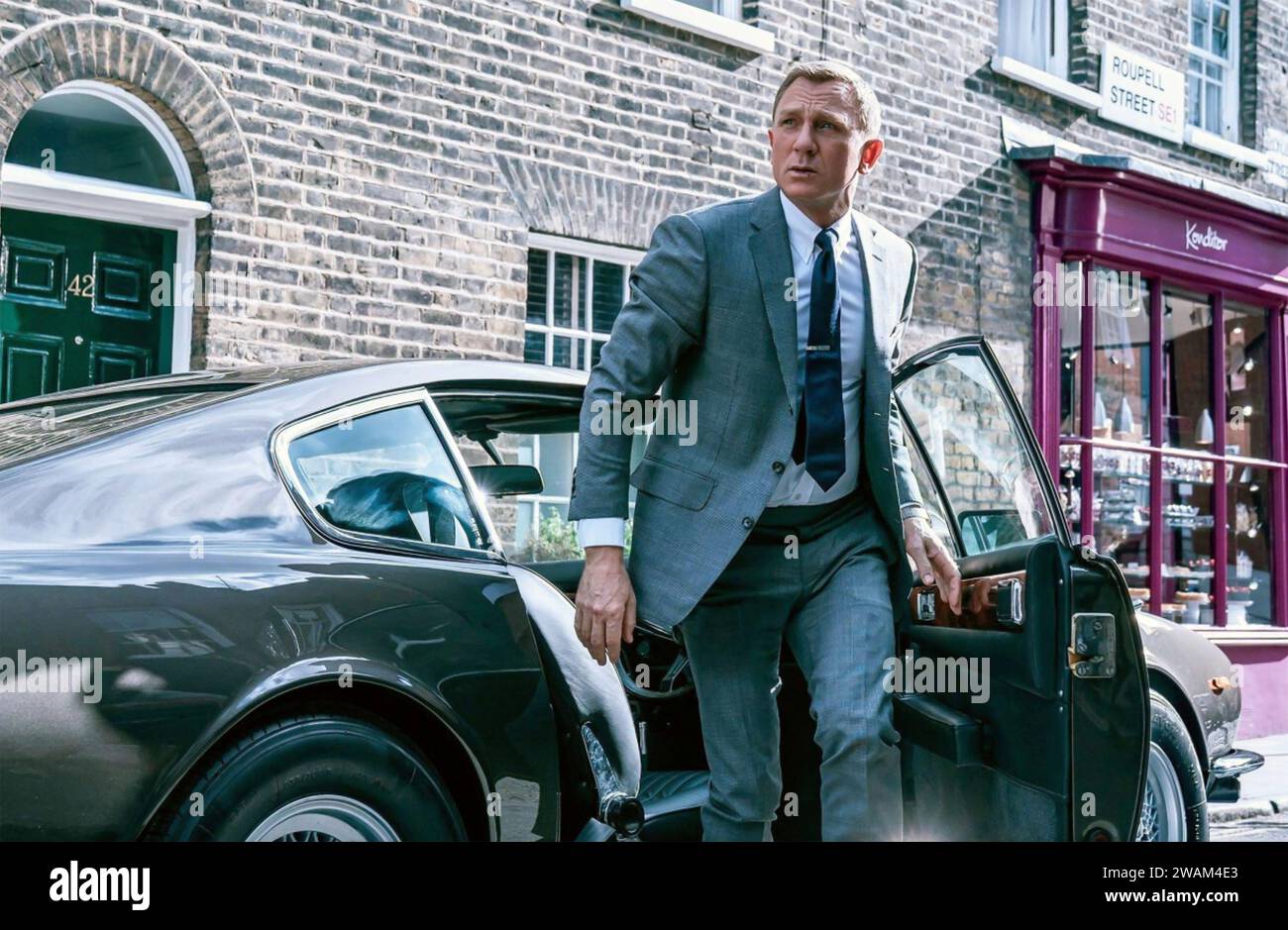 PAS LE TEMPS DE MOURIR 2021 Universal Pictures film avec Daniel Craig comme James Bond Banque D'Images