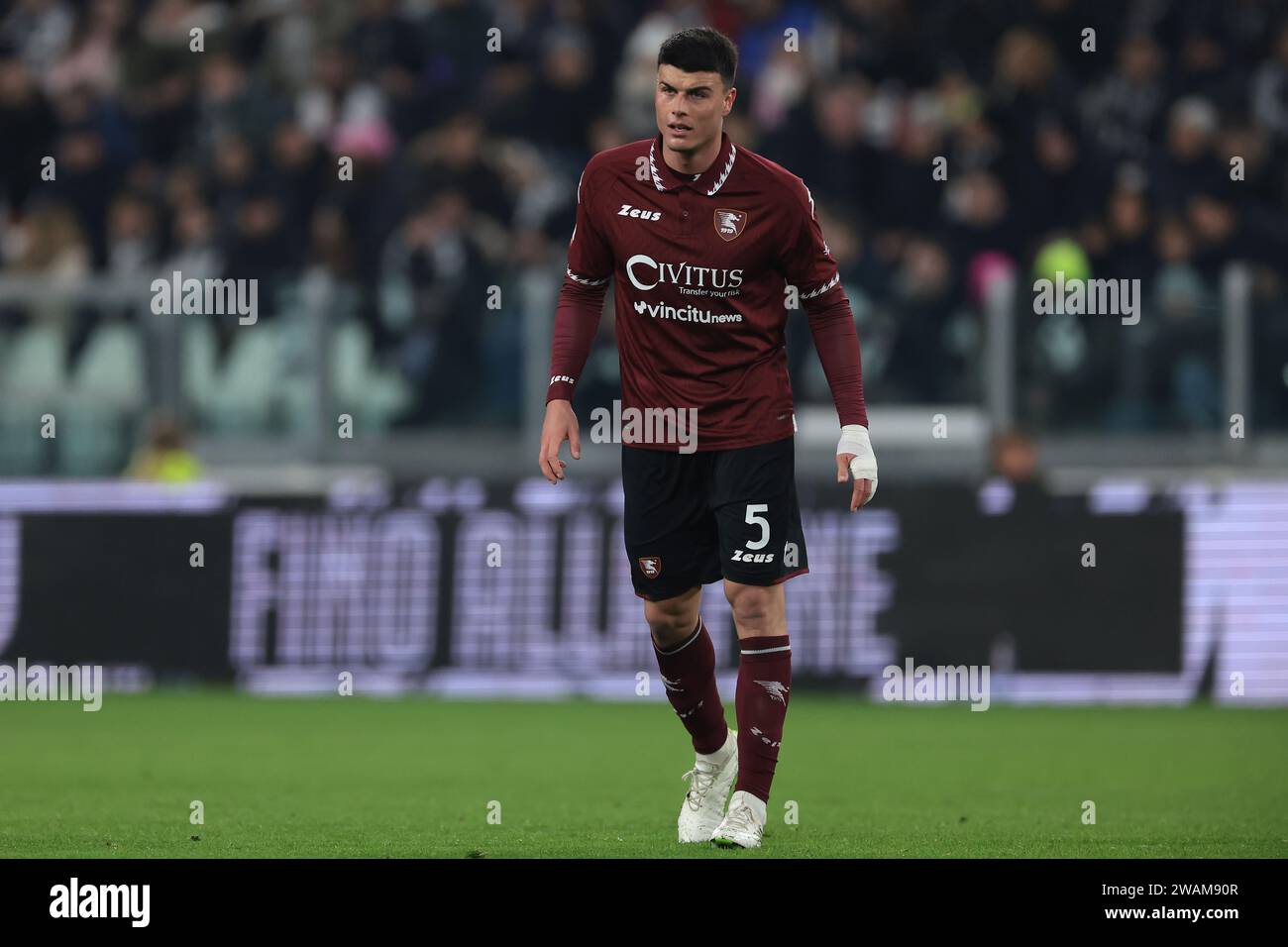 Turin, Italie. 4 janvier 2024. Flavius Daniliuc de Salernitana lors du match de Coppa Italia au stade Allianz, Turin. Le crédit photo devrait se lire : Jonathan Moscrop/Sportimage crédit : Sportimage Ltd/Alamy Live News Banque D'Images