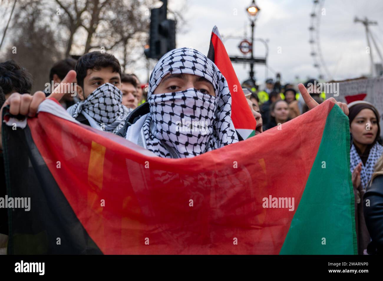 Londres/Royaume-Uni 06 JANVIER 2024, des manifestants anti-guerre se sont rassemblés dans le centre de Londres pour réclamer un cessez-le-feu total à Gaza. Crédit : Aubrey Fagon/Alamy Live News Banque D'Images