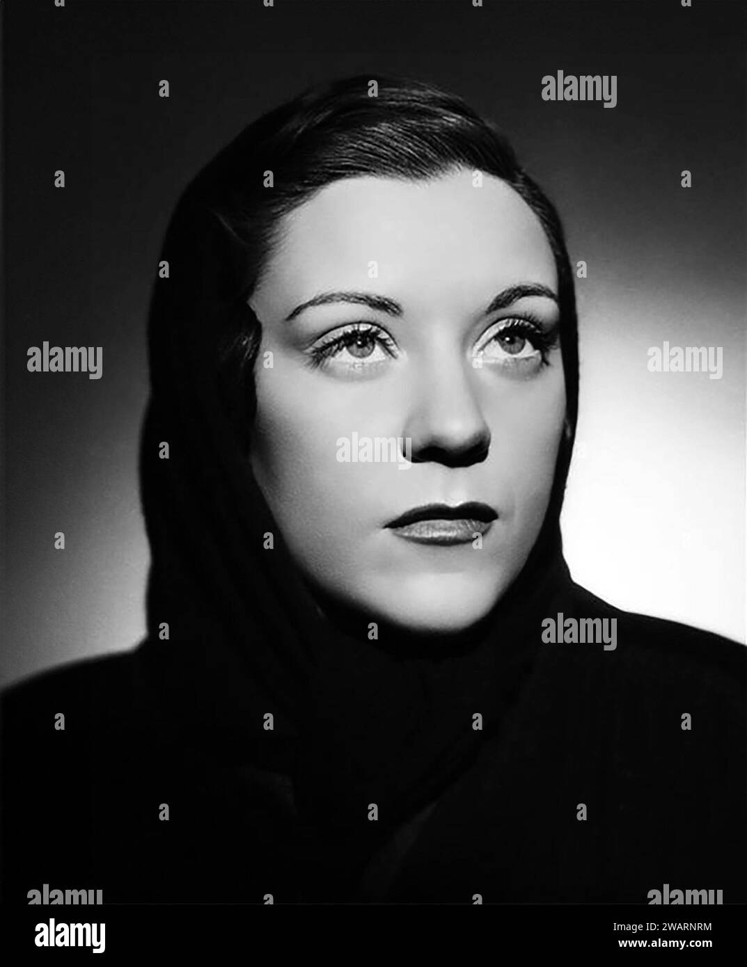 Maria Casares. Portrait de l'actrice française d'origine espagnole, María Victoria Casares y Pérez (1922-1996), 1944 Banque D'Images