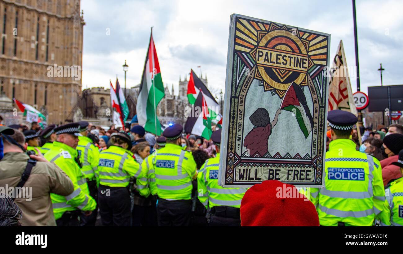 Londres, Royaume-Uni - 6 janvier 2023 : manifestation pro-palestinienne dans le centre de Londres. Banque D'Images