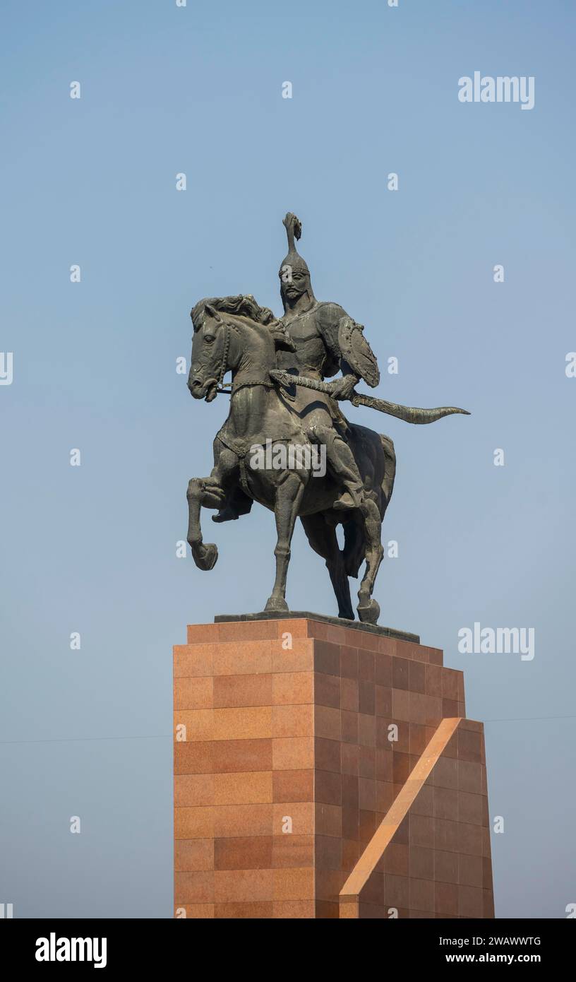 Statue de Manas, place Ala-Too, Bichkek, Kirghizistan Banque D'Images